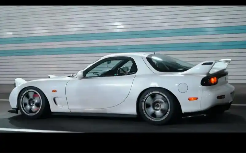 头文字d高桥启介座驾马自达rx-7(fd3s) mazda转子发动机jdm_哔哩哔哩