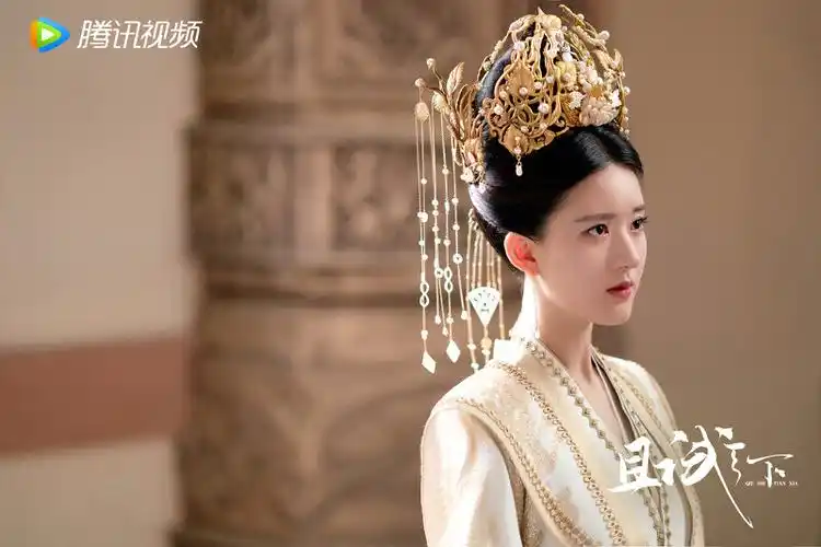 且试天下赵露思仙气古装造型盘点