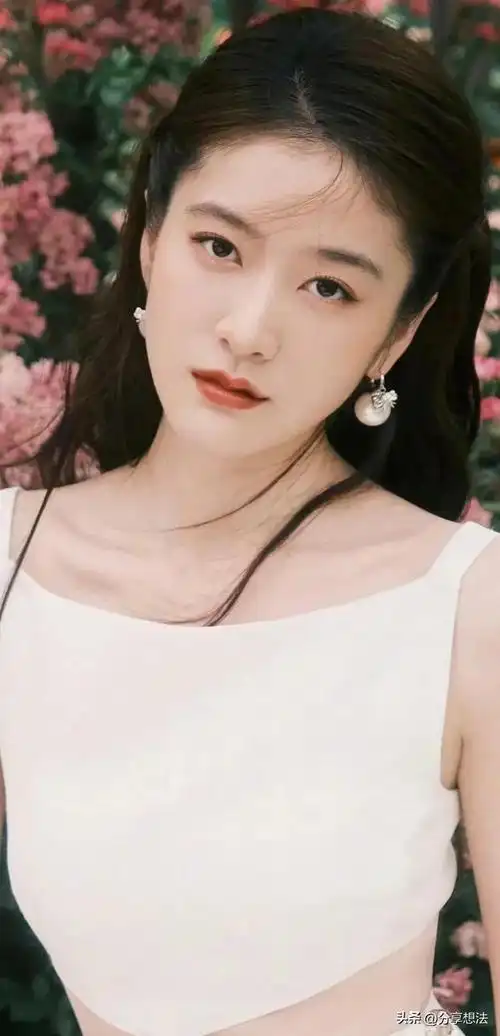 张雪迎明星壁纸(15)_网易订阅