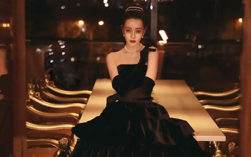 活动作品迪丽热巴天啊怎么会有这么美的人鲨死我了复古名媛赫本造型