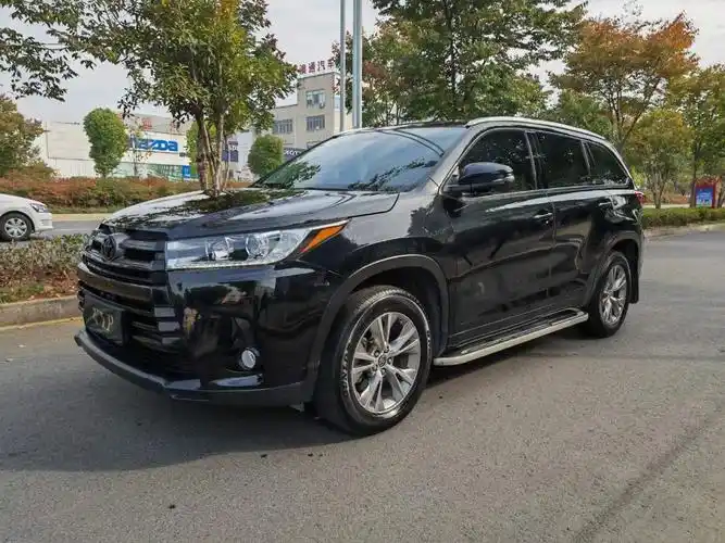 丰田 汉兰达  2021款 2.0t 两驱尊贵版 7座图片