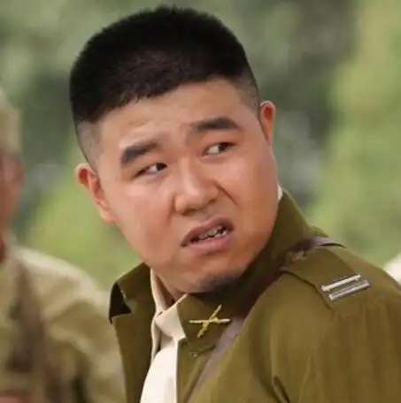 图演员刘科楠出演智取华山演活反派玩变脸