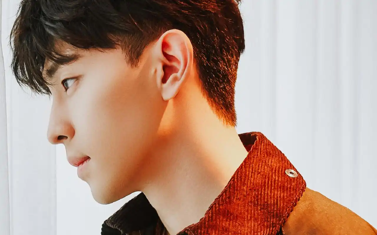 邓伦帅气有型写真图片桌面壁纸