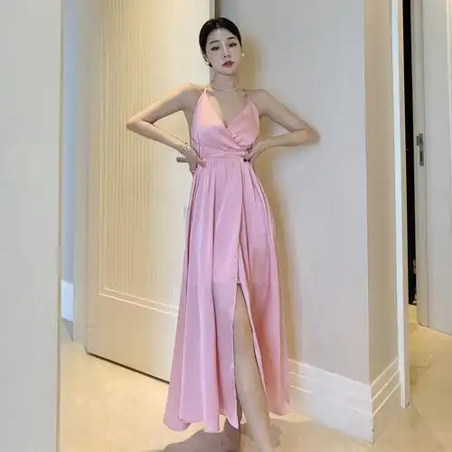 高级感醋酸缎面吊带裙超仙女粉色露背性感开叉礼服长裙度假连衣裙
