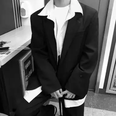 黑白复古西装头像男生头像 男生头像图片大全 -【爱个性】