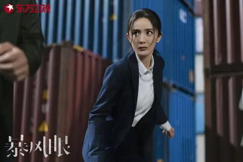 暴风眼即将收官冷题材火出圈掀起国安热