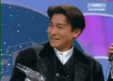 刘德华华仔男神获奖gif动图_动态图_表情包下载_soogif