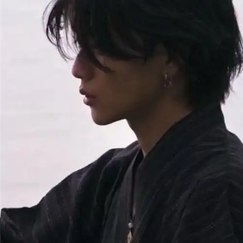 男生思念头像 高清好看唯美男生思念一个人的图片头像