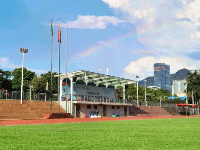 走进名校北师大南山附校深圳湾畔励学路北师附校好读书4月30日深圳