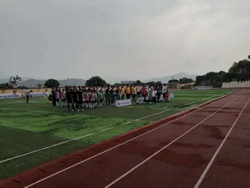 龙海市第二届杨梅文化节足球邀请赛暨龙海市浮宫中学风采采风