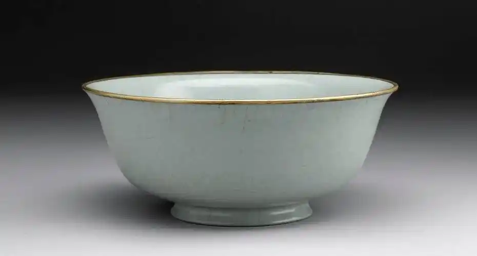 栖身国外的宋代汝窑瓷器(高清图赏)