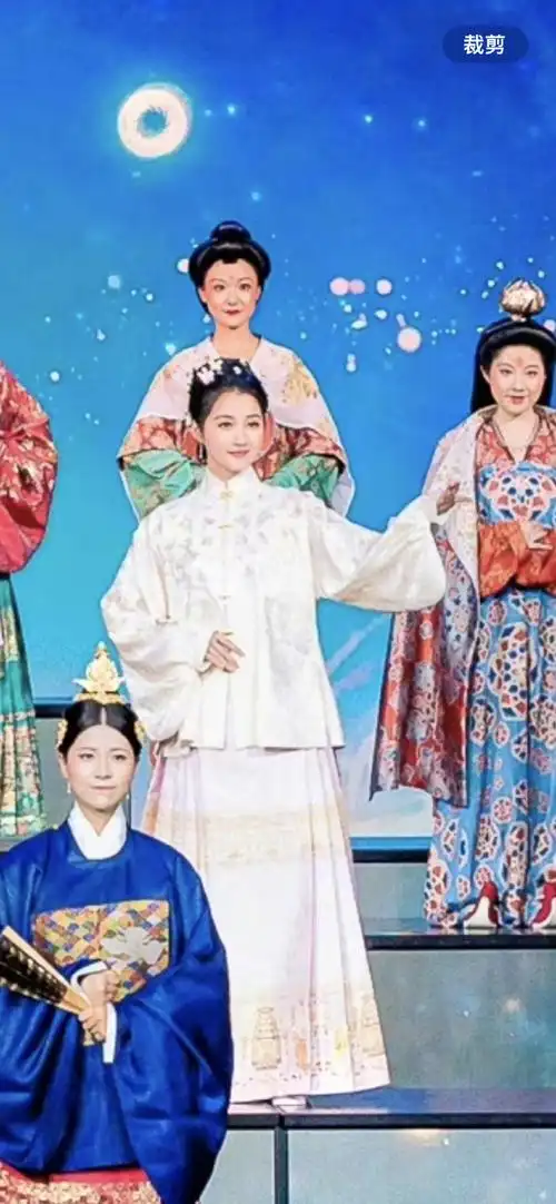 张艺兴来长沙分会场啦##春晚节目##刘涛刘诗诗李沁关晓彤同台