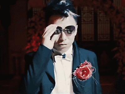 从2006年《疯狂的石头》算起,黄渤迄今共计出演了20多部电影,个人总计