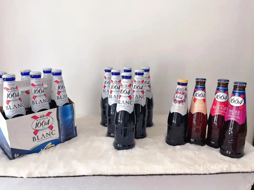 醉牛·牛肉干.本店经营啤酒 166490科罗纳90福佳白90 - 抖音