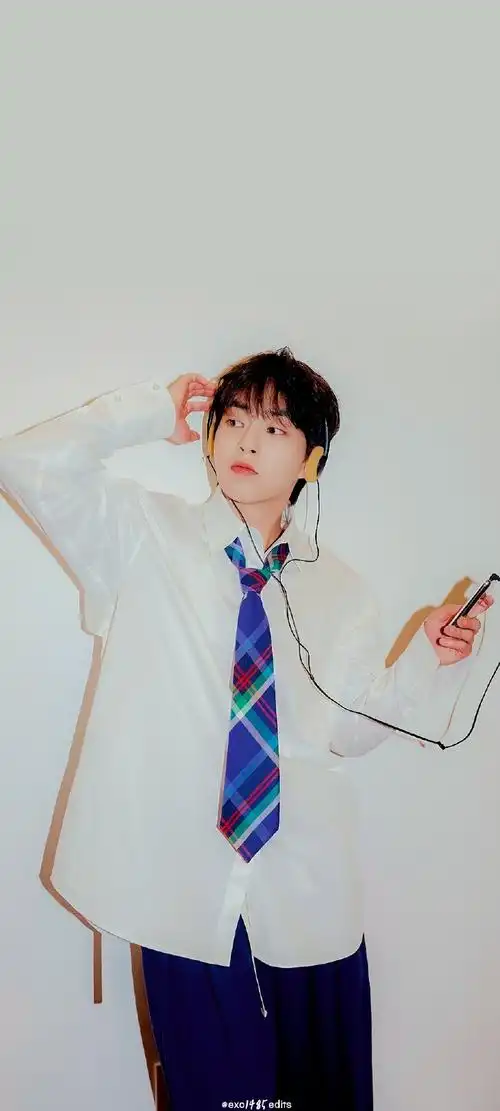 金珉锡[超话]#7615#金珉锡中国杂志预告#7615#金珉锡#【exo