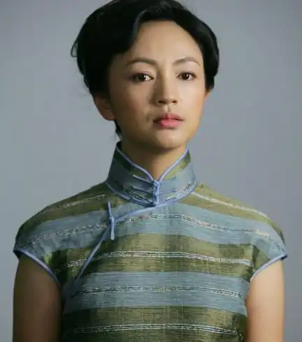 她曾出演过多部经典作品,如今成老板娘,掌管半个娱乐圈!