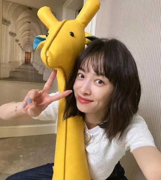 短发宋茜真的好美,对得起观众也对得起粉丝,魅力容貌从未掉线