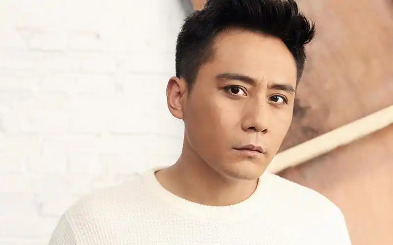 刘烨文艺写真曝光 刘烨主演两部电影热映