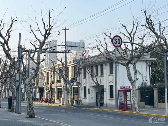 静安区康定路_行程_六只脚