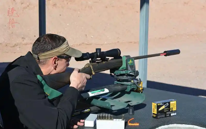 这100年来栓动步枪的后坐力都是怎么传递到枪托上的