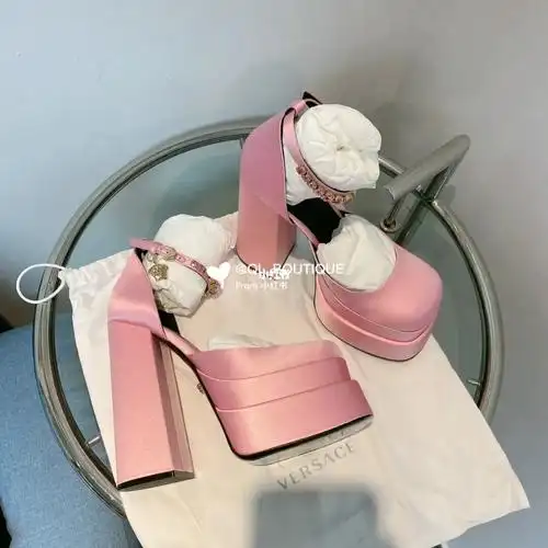 versace范思哲恨天高回归粉色缎面防水台