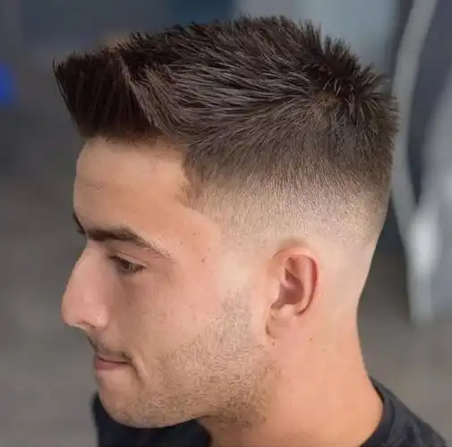 男士短发发型图片(2021年男士最帅发型) - 月牙知识库