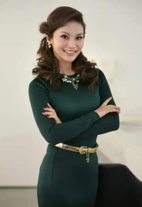 孟盛楠:从兰州走出的女神级的主播,41岁未婚单身,有自己的苦衷