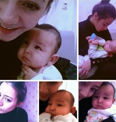 孩子的照片,她说她太喜欢小孩,这次热巴是示范了坐着抱孩子的正确姿势