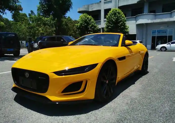捷豹f-type | p300敞篷版_两门两座经典纯正跑车,现货在售指导价67.