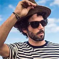 成熟欧美络腮胡帅哥头像图片