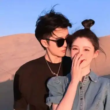 情侣超酷的真人头像 高清一对两张的超酷甜蜜情头图片