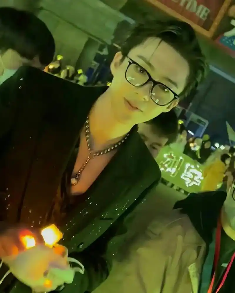 摩登兄弟刘宇宁  #微博之 - 抖音