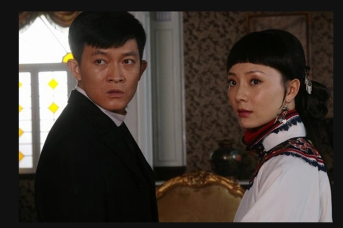 《铁梨花》里那个二奶奶和柳天赐是怎么死的?胖丫的结局是什么?