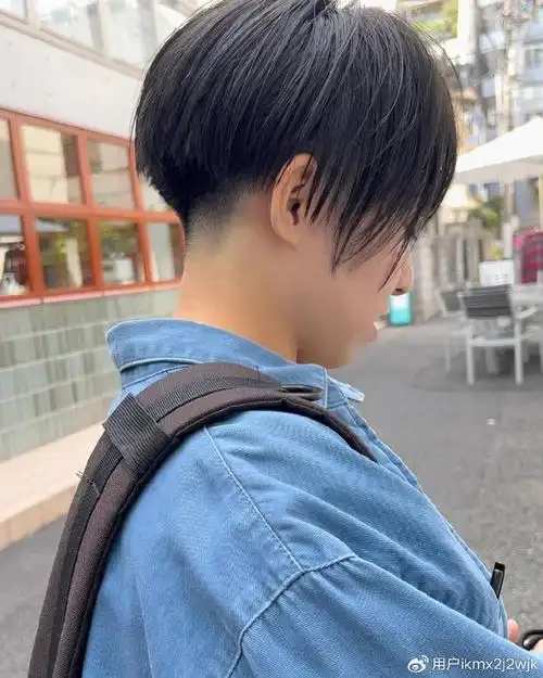 当下最火女发来了,两侧掏空推后脖短发,喜欢别错过|发型|短发|理发师