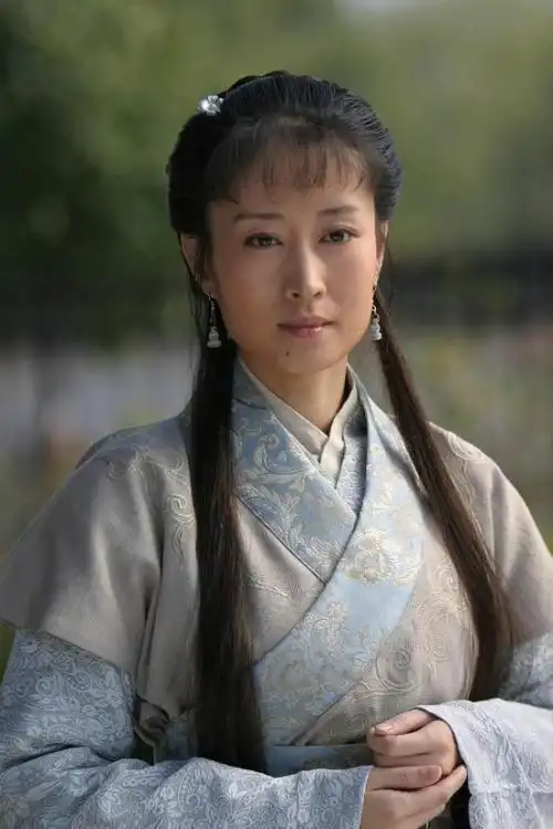 看到大姐刘敏涛当年的照片,你被这样的颜值惊艳到了吗