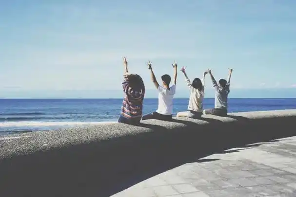 过年同学聚会后才知道为什么好朋友会渐渐走散