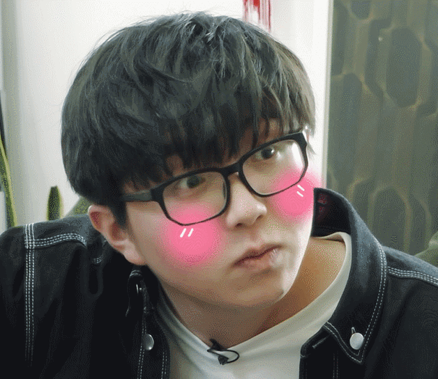 毛不易独特做饭风格引发热议,疙瘩汤从主食变"菜"展现生活幽默