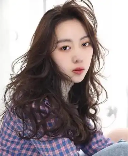 头顶尖两边塌陷适合什么发型