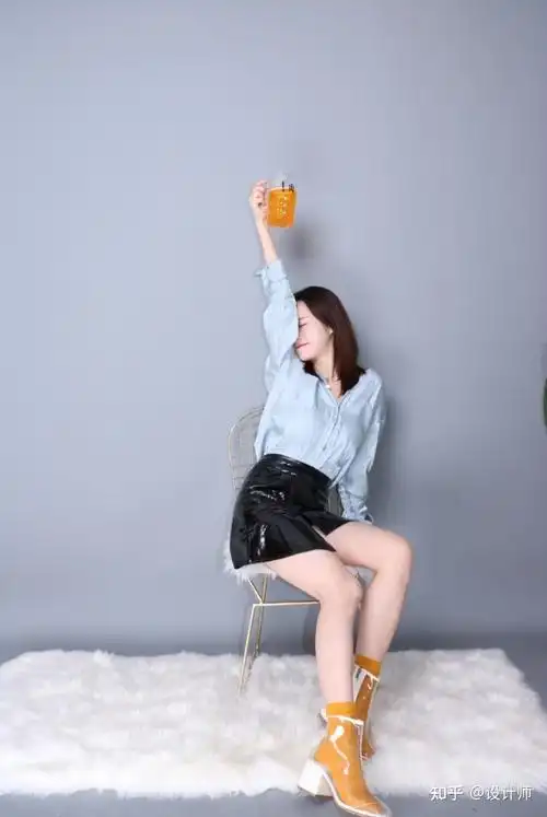 15个拍照手的摆拍姿势拍照这样拍自然不尴尬一镜美到底