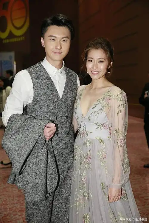 霍建华自爆娶林心如内幕:爱情与责任的交织