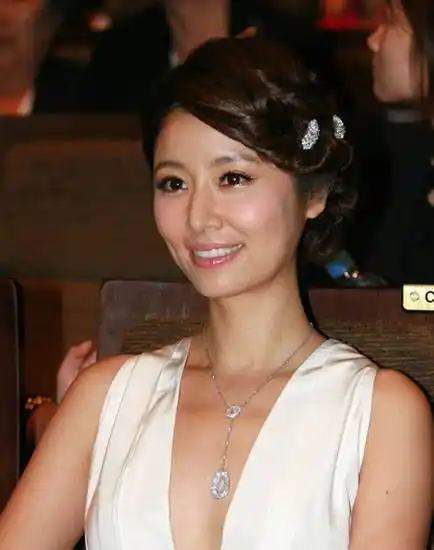 年过30的女星谁最嫩:王心凌林依晨32岁赵薇林心如38岁