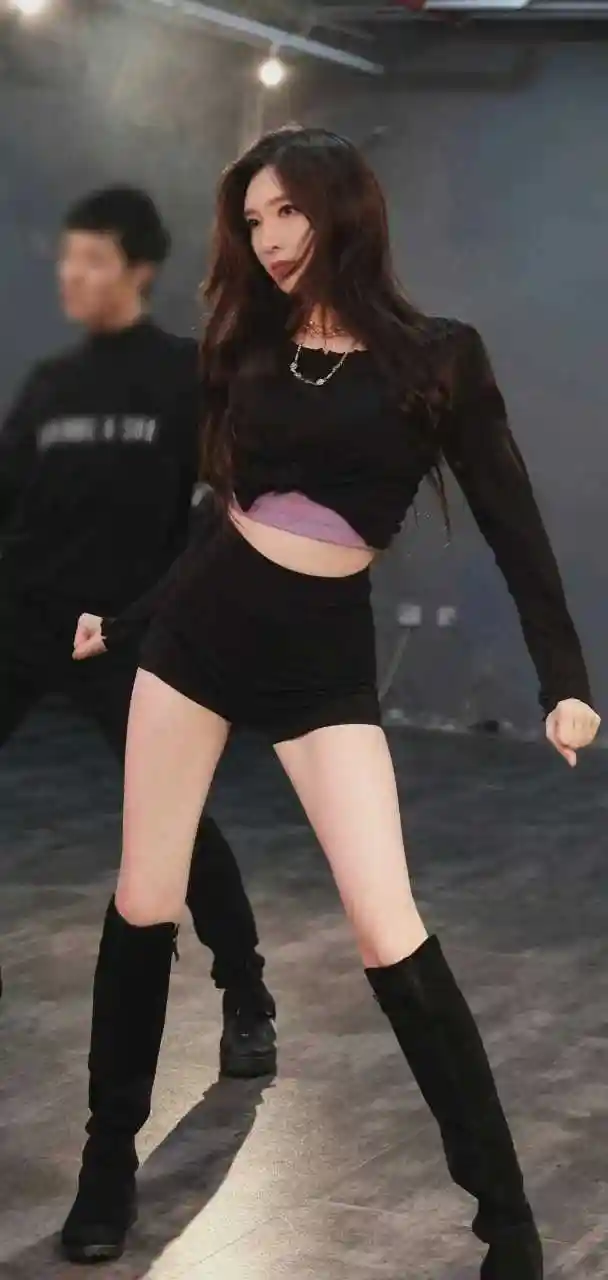 第一次看到江疏影跳舞 真是太唯美了