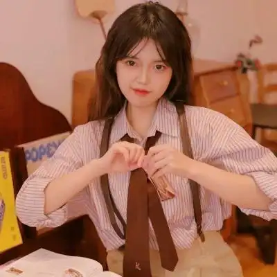 qq头像女生清新高清好看图片115张