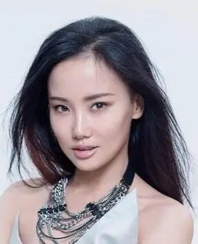 黄龄(isabelle),1987年2月13日出生于上海市,中国内地流行乐女歌手