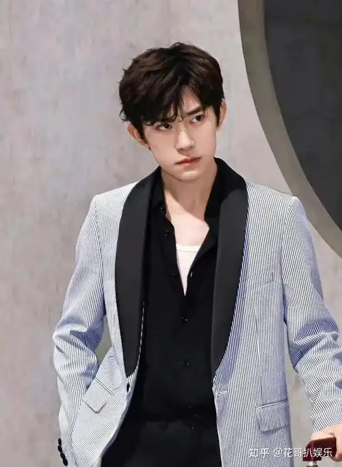 张柏芝不帮弟弟?易烊千玺被大导辞退? - 知乎