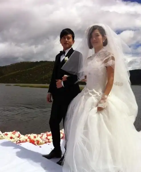 镜头再回首谢娜和张杰的浪漫婚礼现场