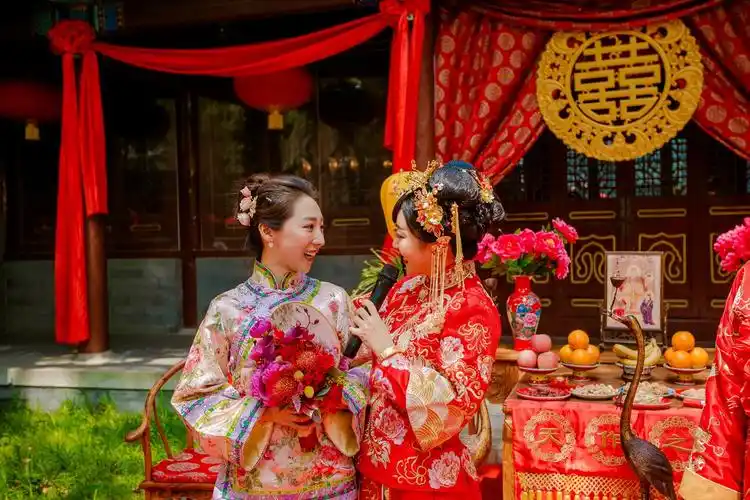 大pk明星婚礼的中式手捧花刘诗诗最壕陈紫函的最百搭钟丽缇的最别致