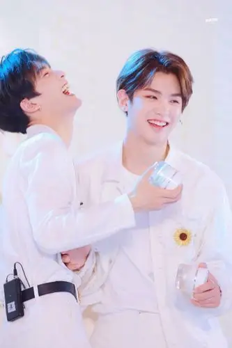 朱正廷 黄明昊壁纸