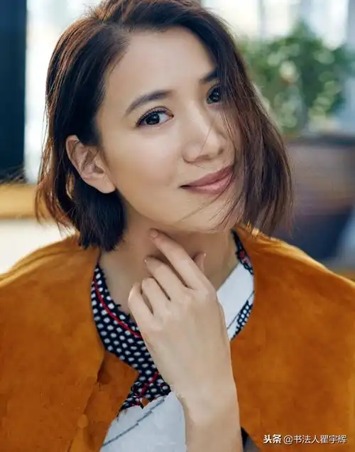 百变女郎,千禧梦中情人,金像影后袁咏仪11张美照欣赏