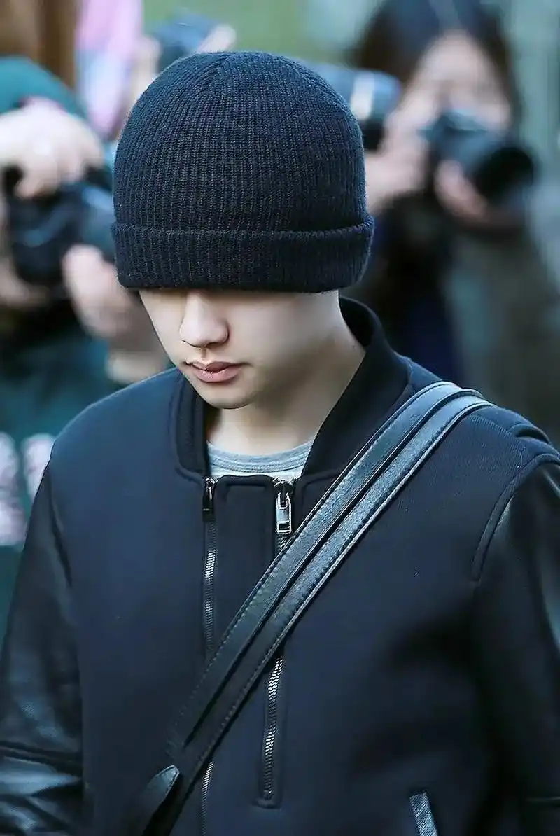 o.有多爱这帽子#都暻秀 #都敬秀 #do #exo  - 抖音